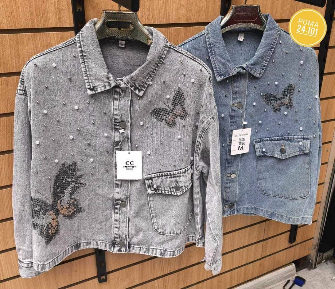 женская джинсовая куртка с большими карманами,джинсовая куртка,джинсовые куртки женские,комбинированная джинсовая куртка женская,джинсовая куртка zolla женская