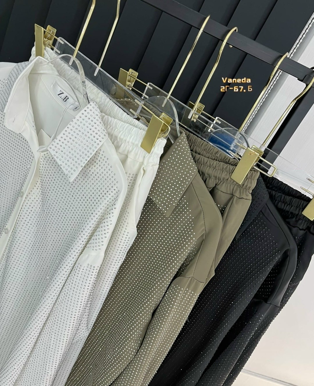 стильные костюмы,женский костюм,костюм с брюками,костюм трикотажный,комплект костюм