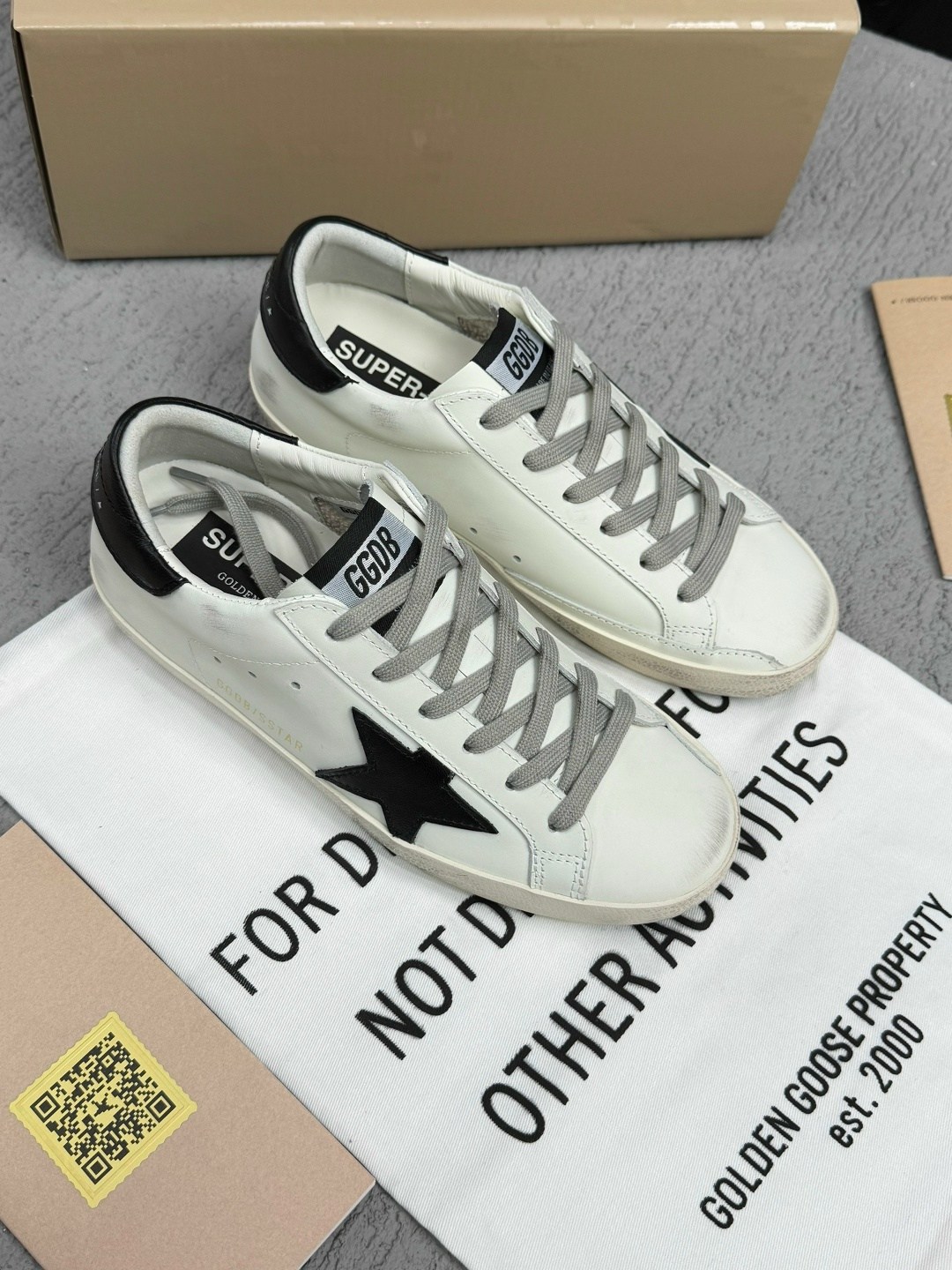 ,кроссовки golden goose,golden goose кеды,состаренные кроссовки,женские брендовые кроссовки кеды со звездой голден гус golden goose