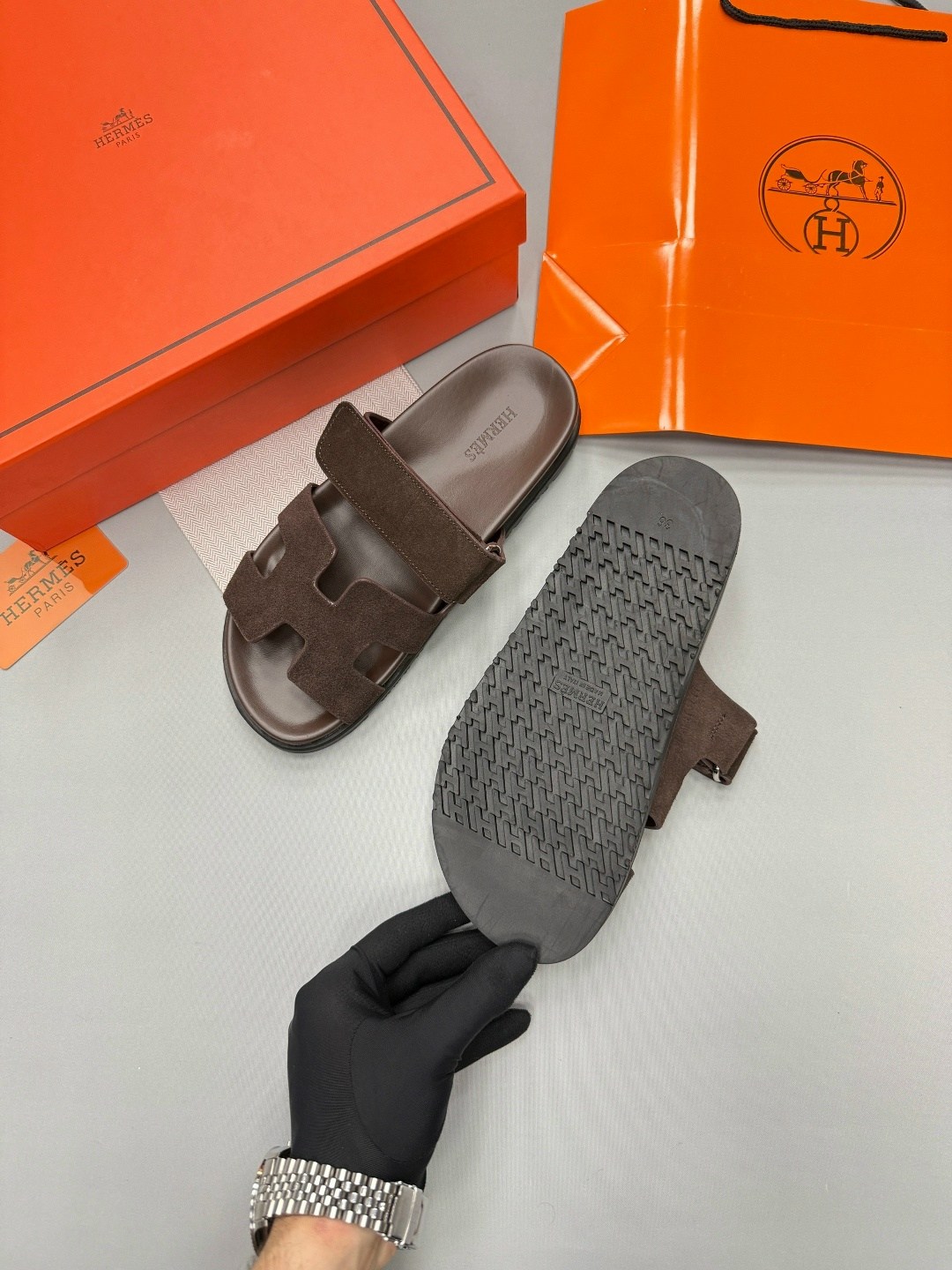 шлепки hermes женские,замшевые шлепанцы hermes,hermes босоножки,шлепки эрмес,шлепанцы hermes