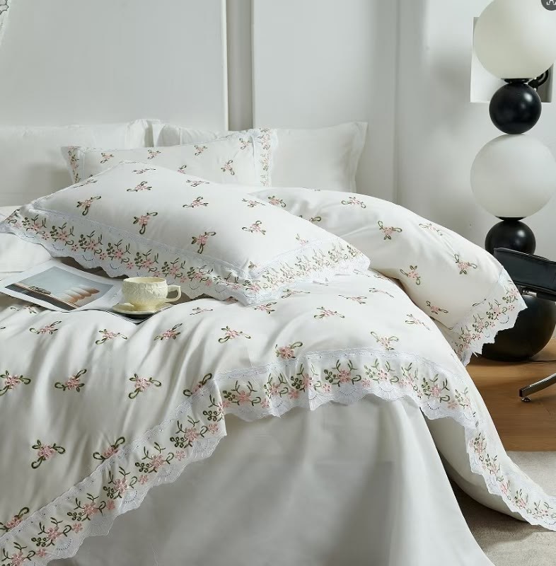 комплект постельного белья,постельное белье,роскошный комплект постельного белья,комплект постельного белья с вышивкой,комплект постельного белья в стиле принцессы