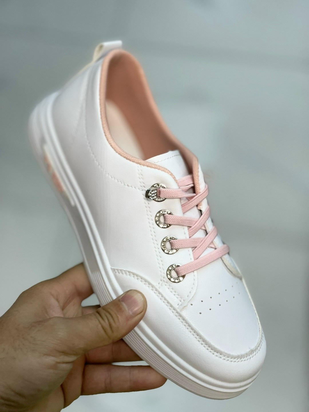 ,кеды женски,женские кеды,женские кроссовки,белые кеды