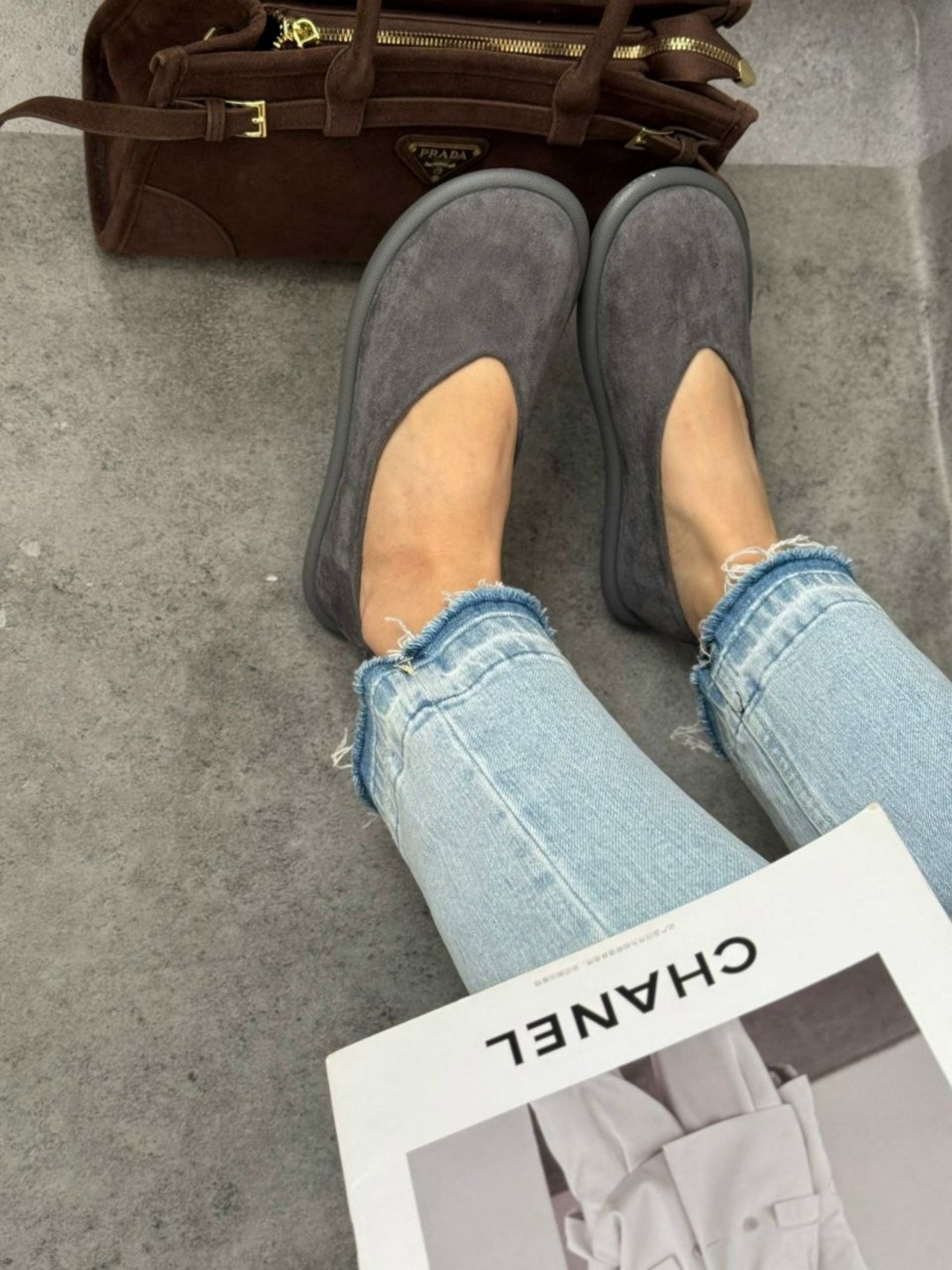 ,лоферы женские замшевые,лоферы замш,лоферы замшевые на плоской подошве,лоферы женские замшевые лоро пиано 69667 grey