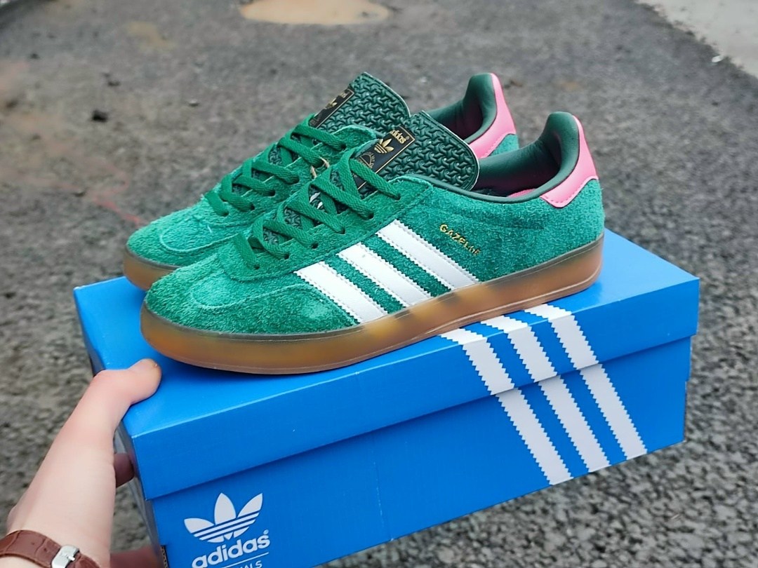 ,кроссовки мужские adidas gazelle court зелёные,adidas originals gazelle indoor,кроссовки adidas originals gazelle,кроссовки adidas gazelle indoor зеленый/белый