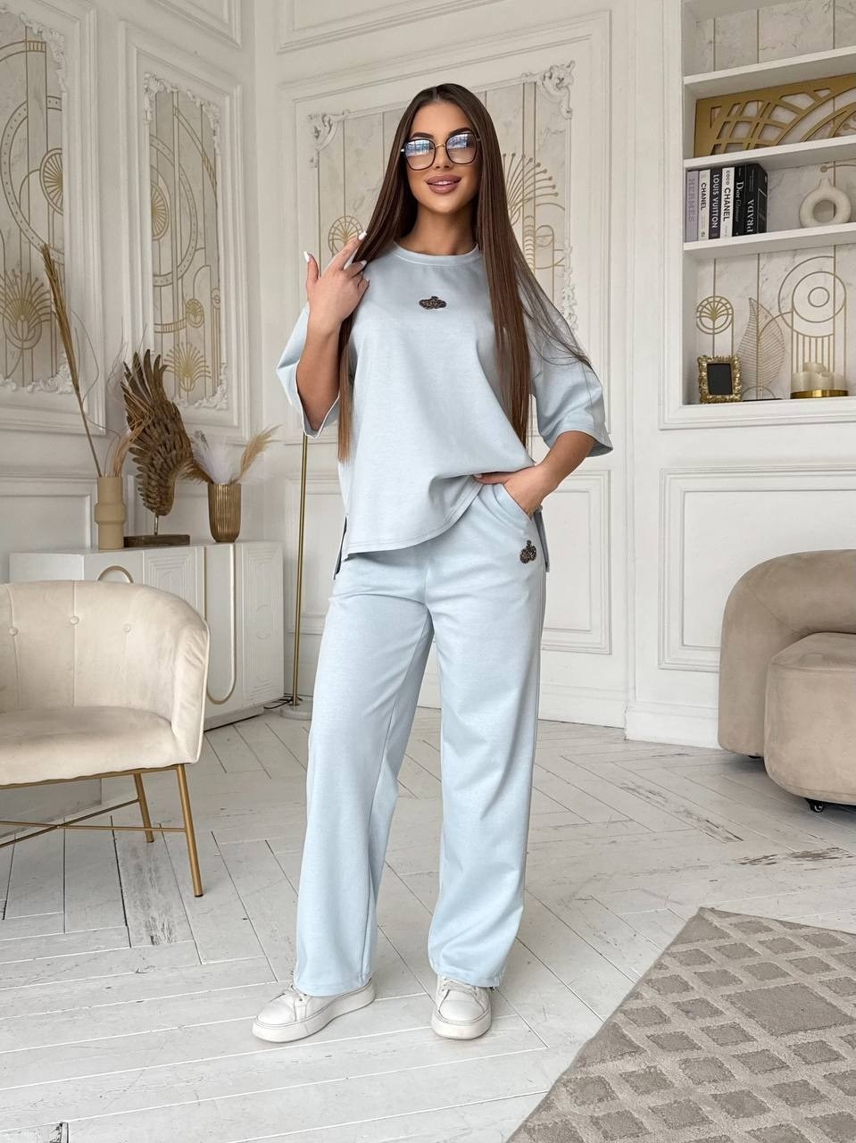 трикотажные костюмы,костюм с брюками,костюм с штанами,костюм бежевый,костюм спортивный повседневный