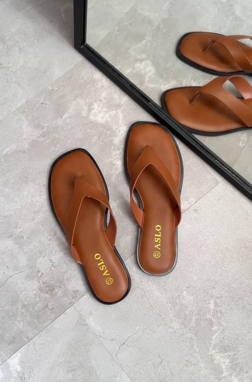 женские шлепанцы,,модные шлепанцы,шлепки женские,женские пляжные шлепанцы