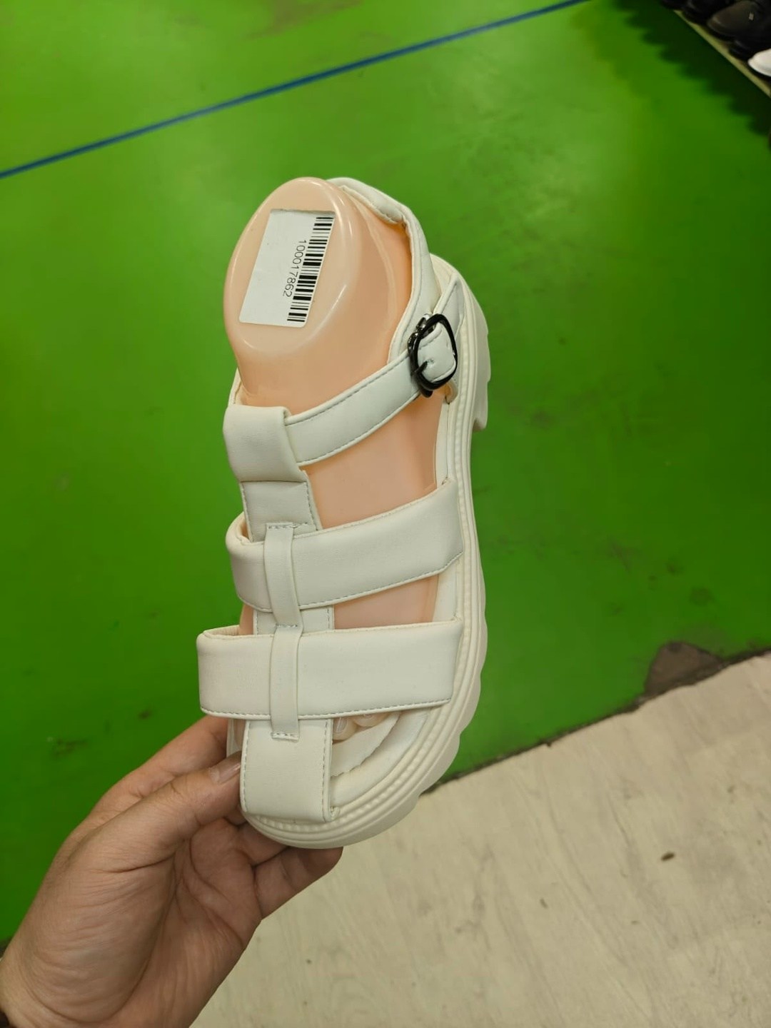 ,женские босоножки,босоножки спортивные,босоножки спортивные женские,модные босоножки