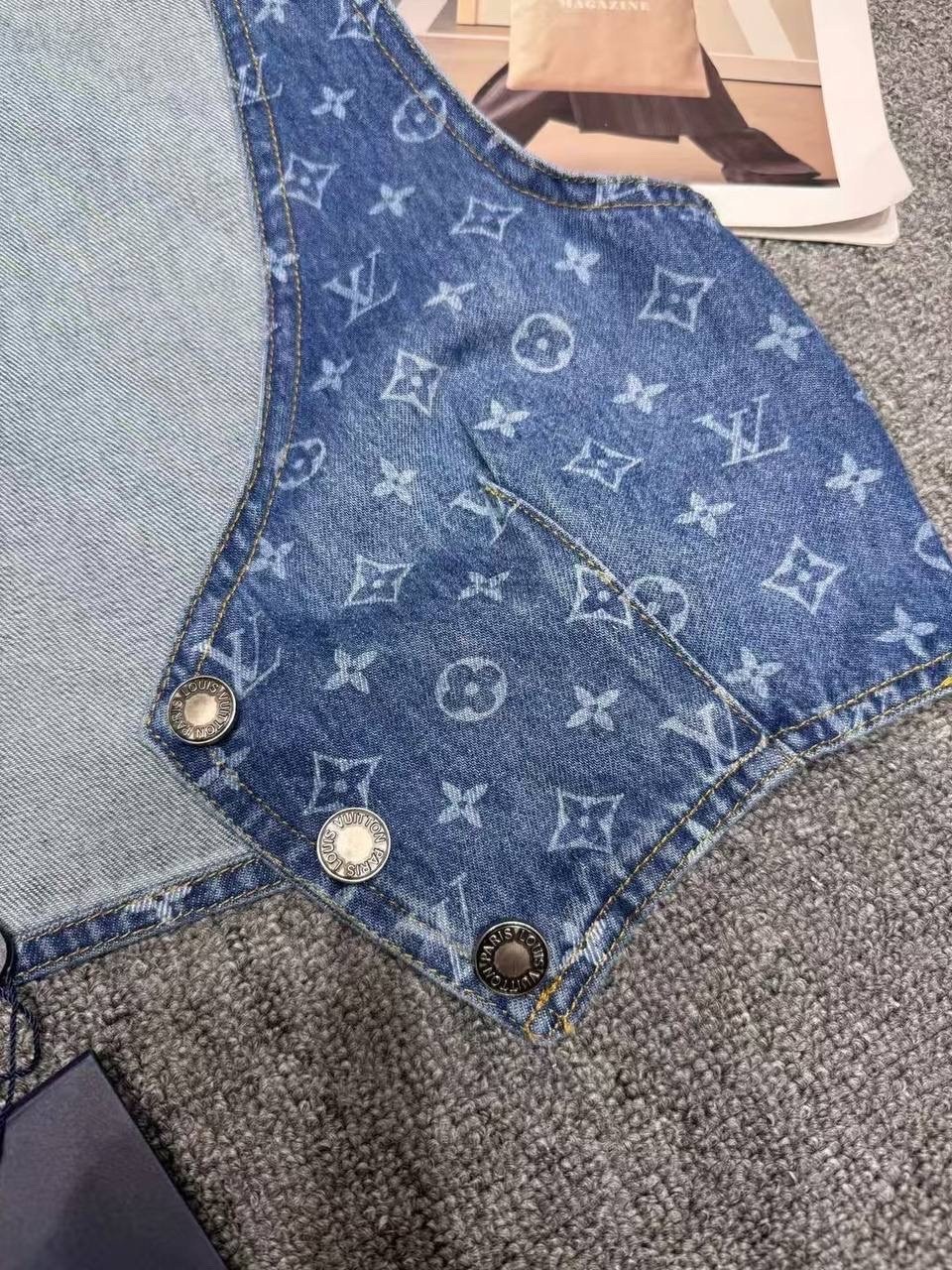 джинсовый жилет,женский джинсовый жилет,джинсовая жилетка,джинсовая жилетка женская,джинсовая безрукавка