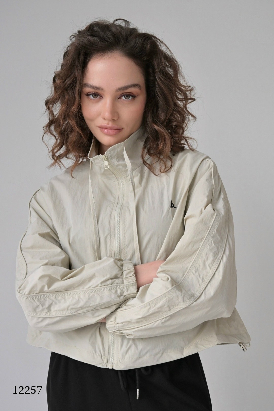 куртка бомбер,куртка бомбер женская,модная куртка,оверсайз куртка,бежевый бомбер