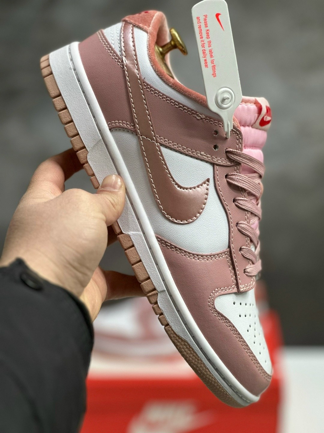 nike dunks low pink,nike dunk low pink velvet gs,nike dunk pink velvet,найк данк лоу пинк вельвет,кроссовки