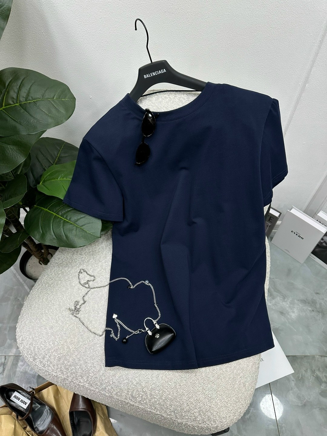 футболки женская,футболки модные,футболки для женщин,футболка,футболки мужские