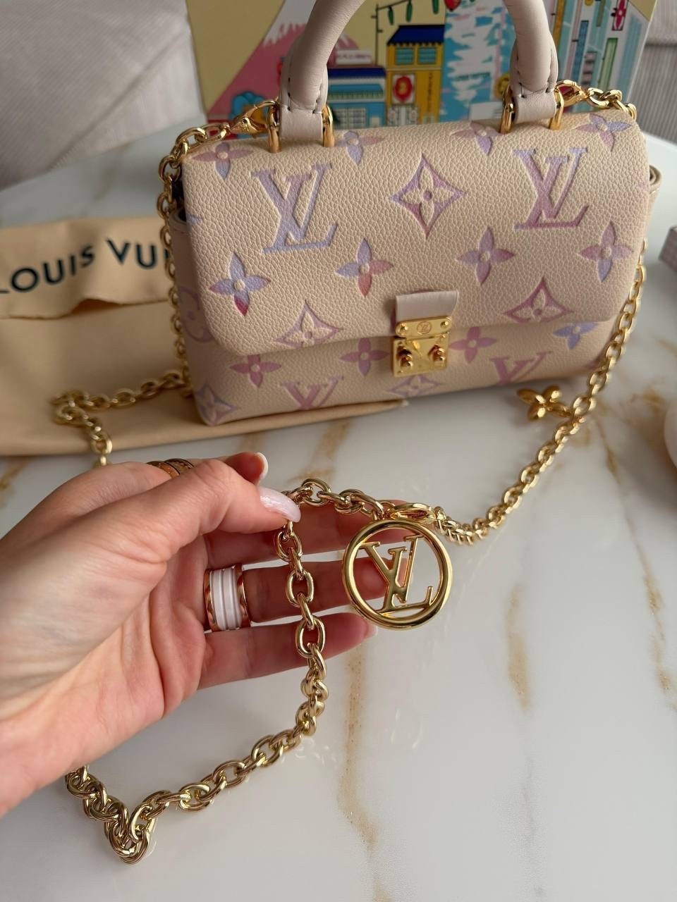 louis vuitton сумка на плечо,louis vuitton сумка,женская сумка louis vuitton,сумка на плечо louis vuitton lv,louis vuitton bag