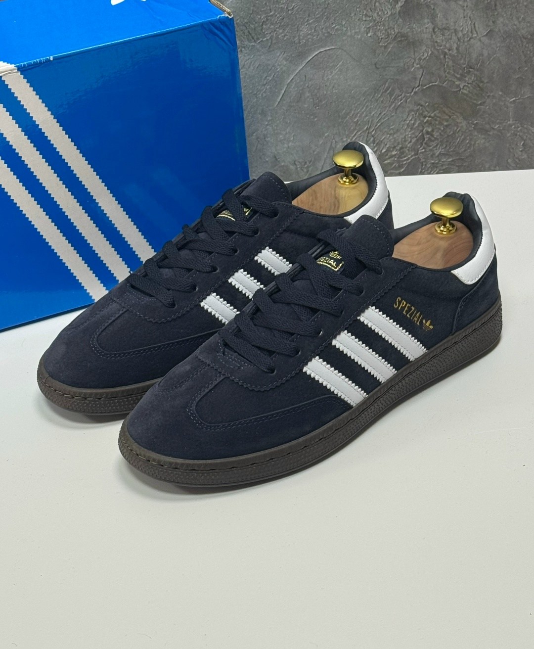 кроссовки adidas spezial,adidas originals handball spezial,кроссовки adidas handball spezial,adidas spezial handball,кроссовки adidas handball spezial bd7633 мужские
