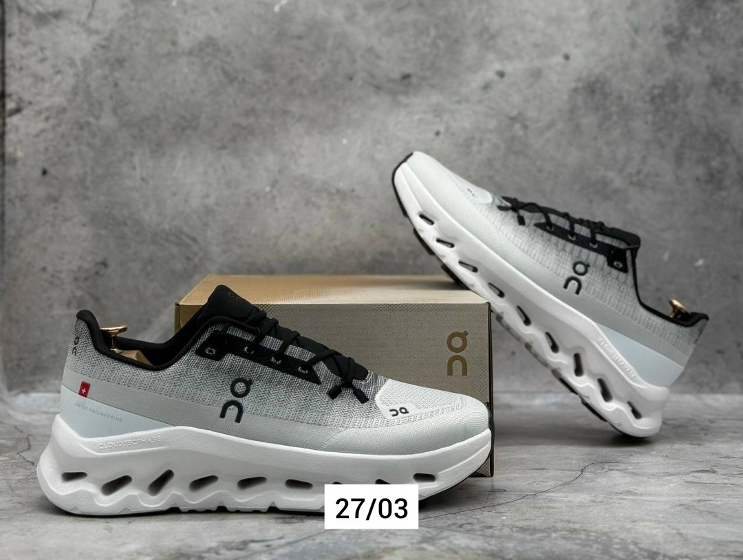 on кроссовки,кроссовки,кроссовки on cloudtilt 'black ivory' белый/черный,,кроссовки on cloudtilt черного цвета слоновой кости running