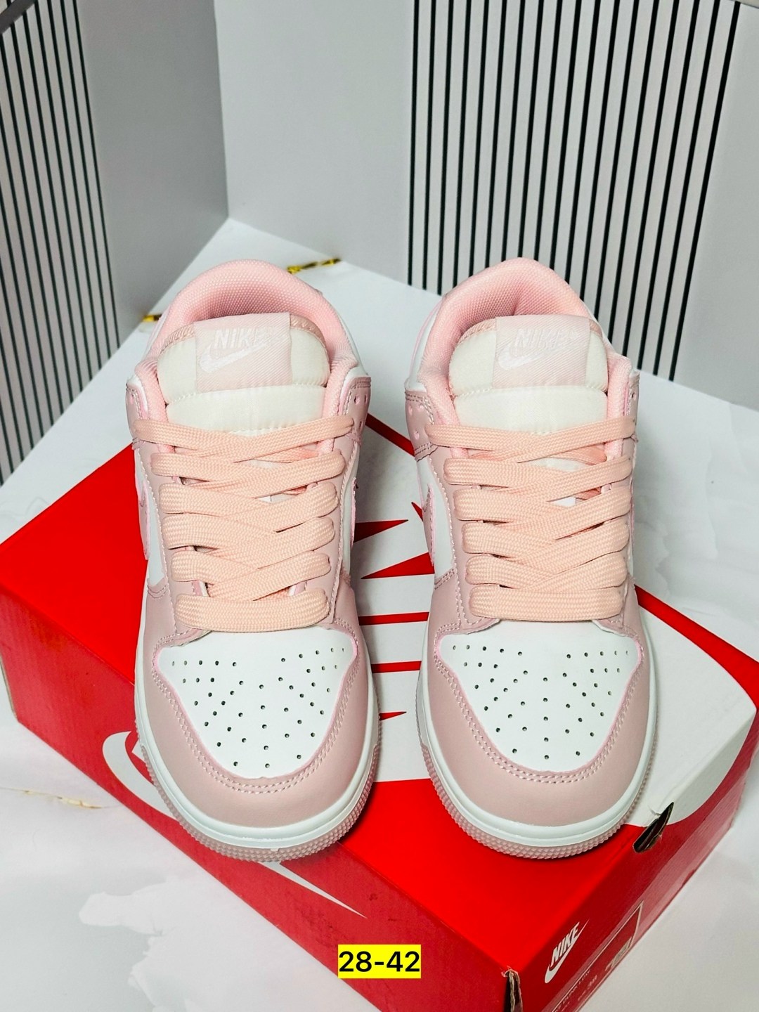 женские кроссовки nike,nike кроссовки,dunk low nike,кроссовки,кроссовки женские розовые