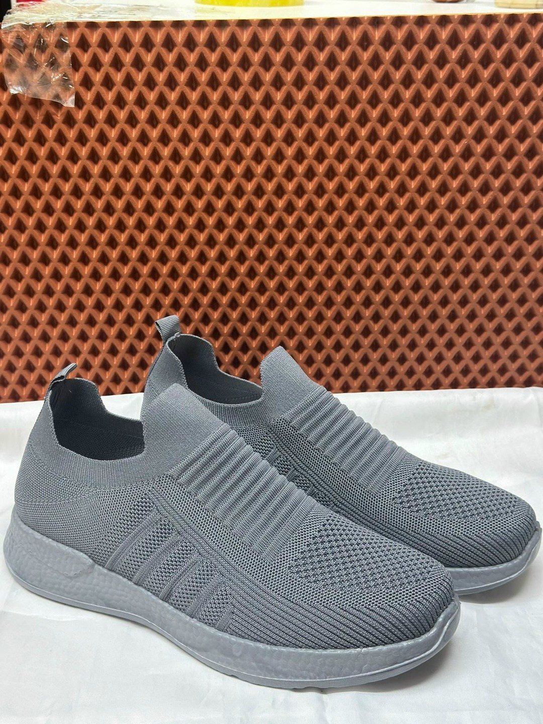 ,спортивная ,женские кроссовки,повседневные кроссовки,мужские кроссовки