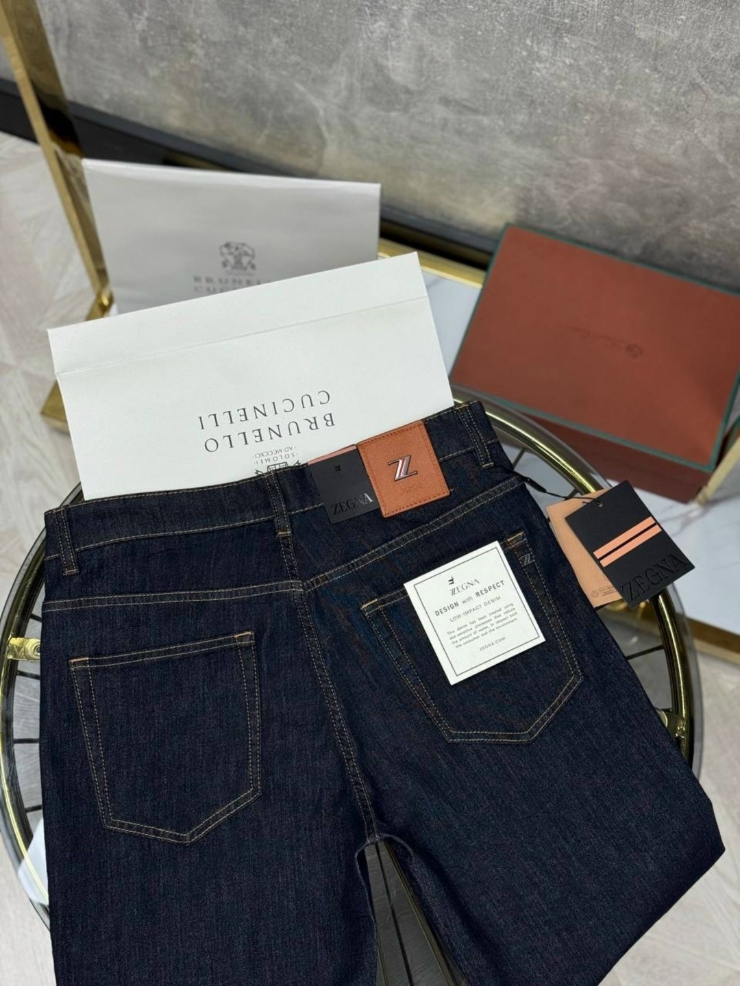 мужские джинсы,джинсы,джинсы zegna,джинсы темные,джинсы crown