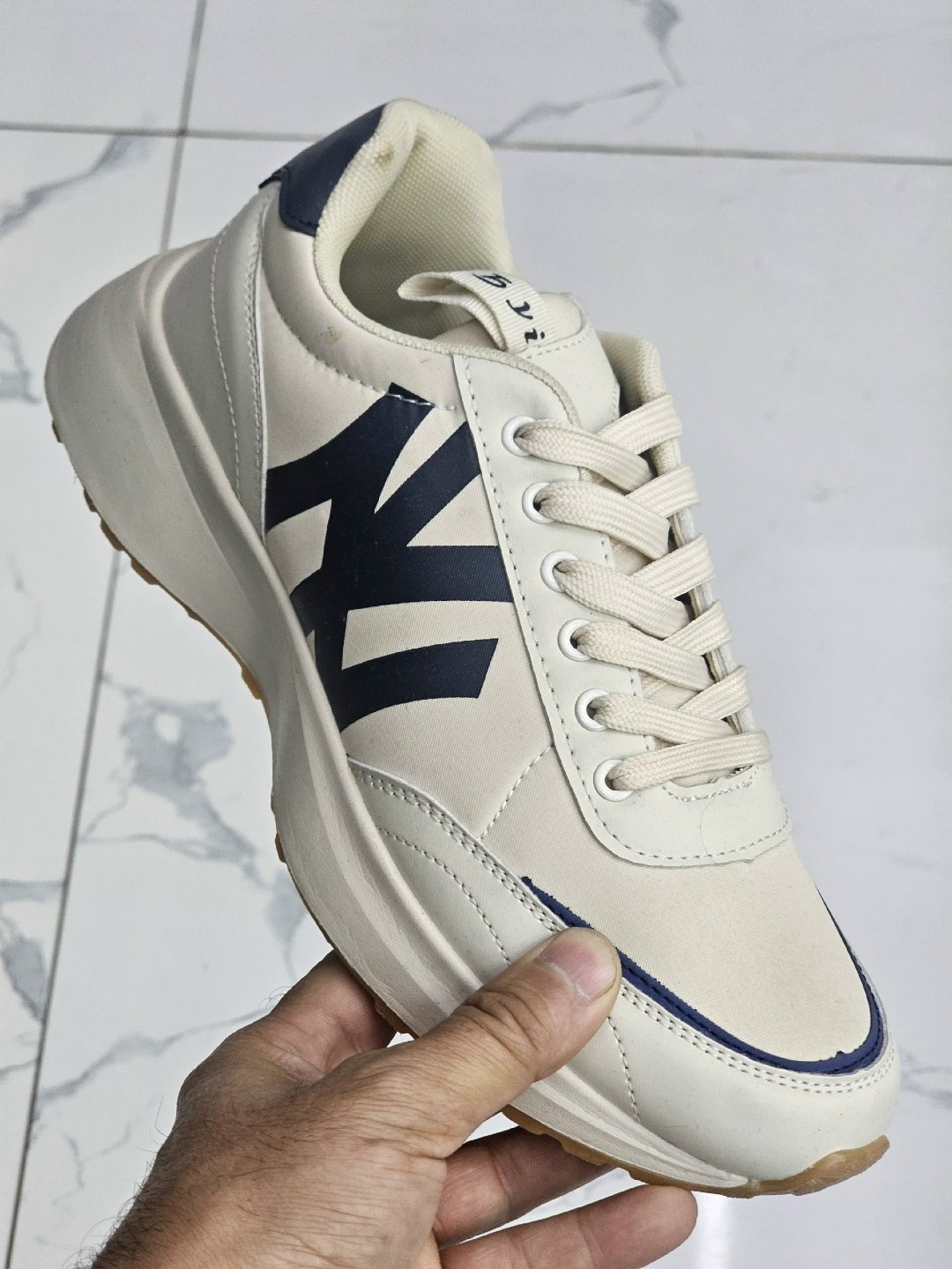 мужские кроссовки,мужская  кроссовки,кроссовка мужской,кроссовки черные,