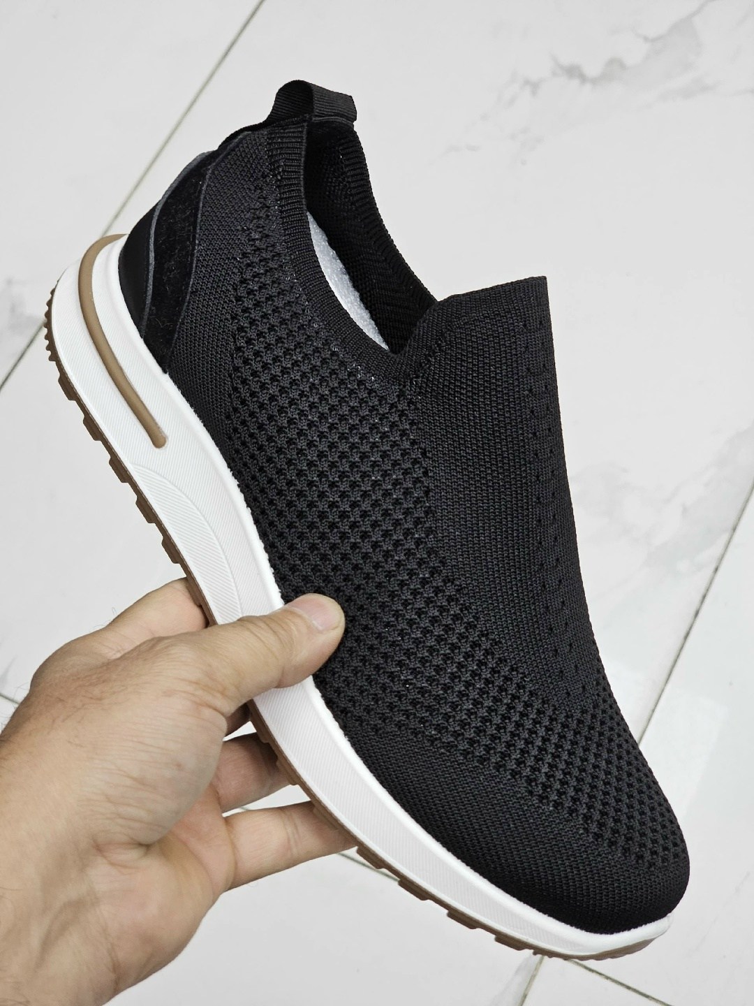 ,кроссовка мужской,мужские кроссовки,кроссовки армани,спортивная