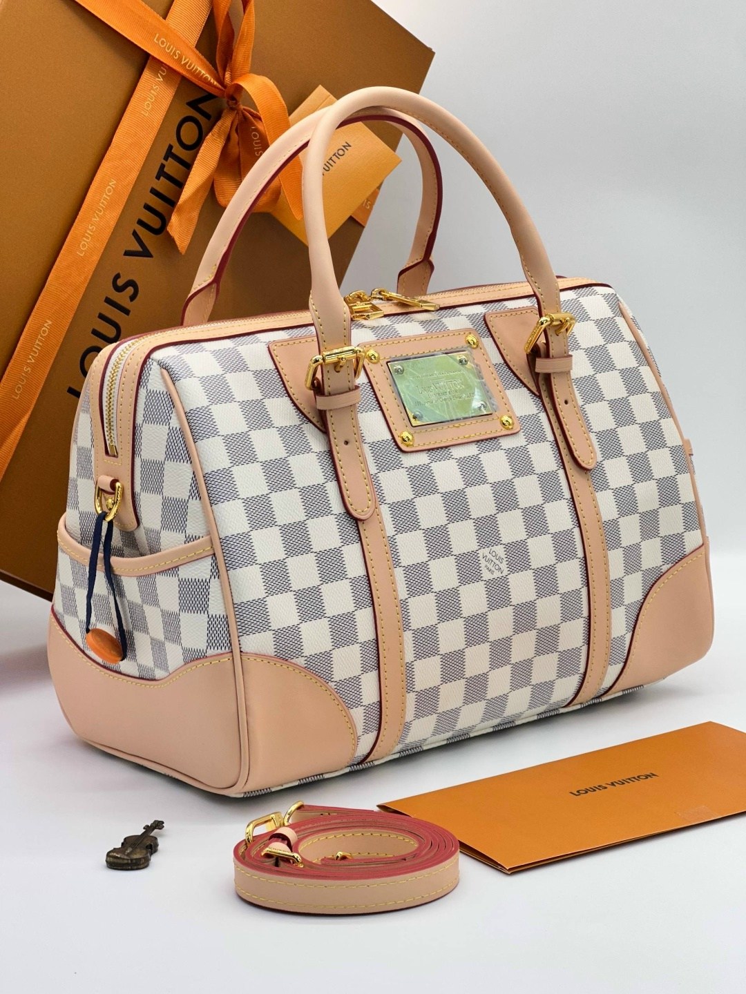 сумки луи виттон,сумка шоппер луи виттон,сумочка луи виттон,сумка женская louis vuitton,луи виттон сумка женская