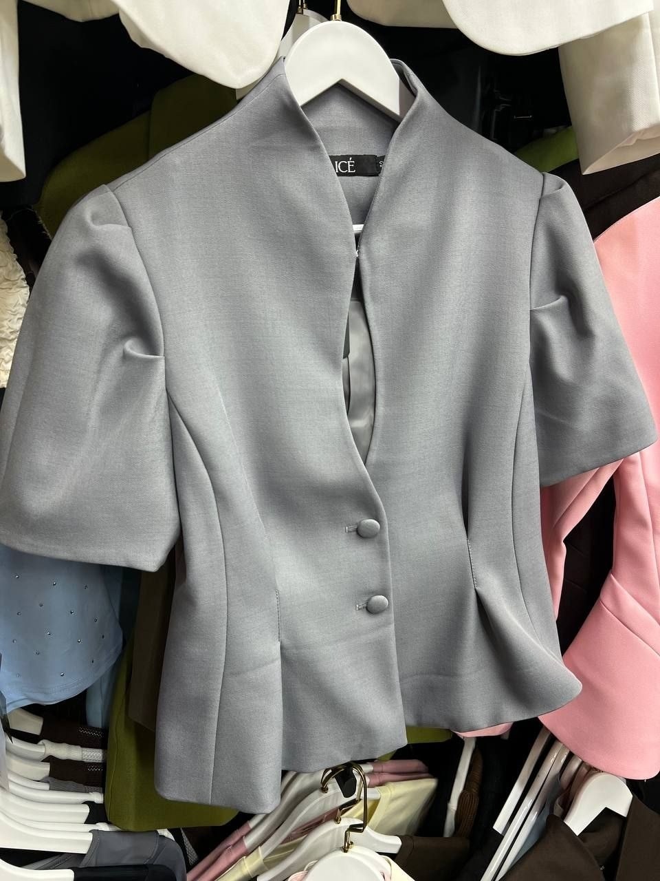 жакет,женские жакеты,элегантный жакет,приталенный жакет,жакет серый