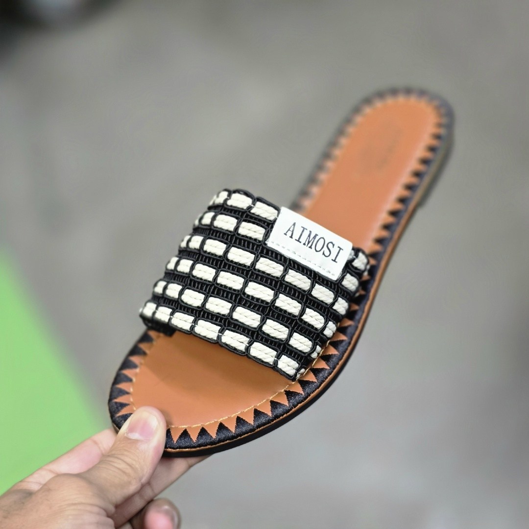 шлепанцы valentino,,шлепки валентино женские,шлепанцы женские,шлепки валентино