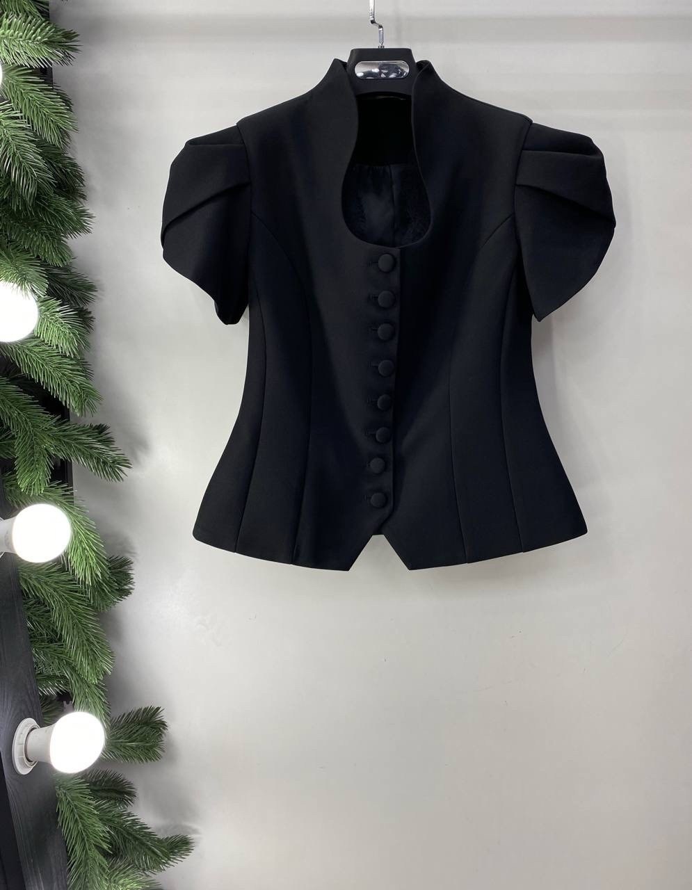 брючный костюм,белый брючный костюм,белые костюмы,брючный костюм женский,костюм