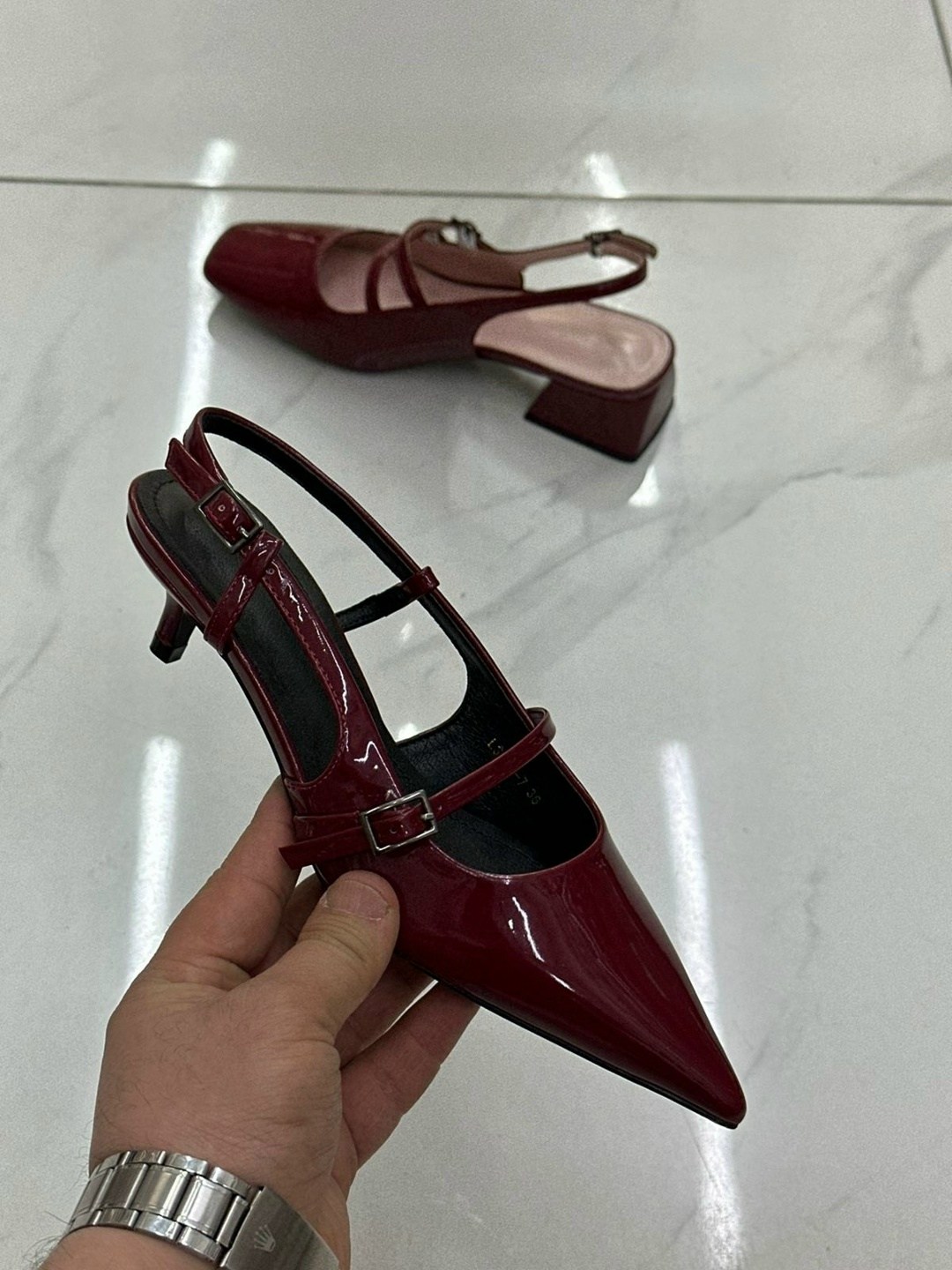 ,бордовые туфли,туфли miu miu,туфли лодочки женские,женская