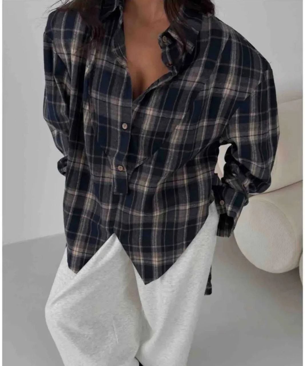 рубашка в клетку оверсайз со стразами perferita,женская рубашка в клетку,рубашка женская оверсайз в клетку,черная рубашка в клетку женская,рубашка в клетку