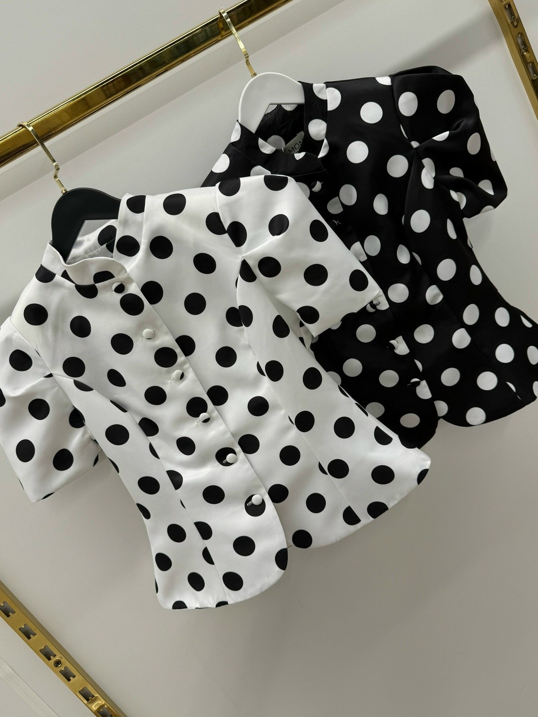 женская блузка,блузка стильная,модная блузка,женская блузка в горошек воротник,белая женская блузка