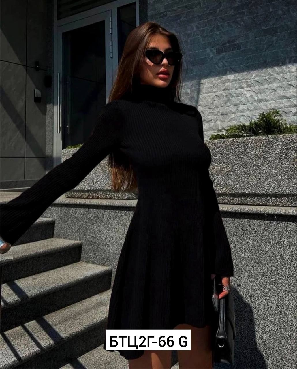 трикотажное платье с высоким воротом,платье с высоким воротником,женское платье с длинными рукавами,платья базовые,трикотажное платье
