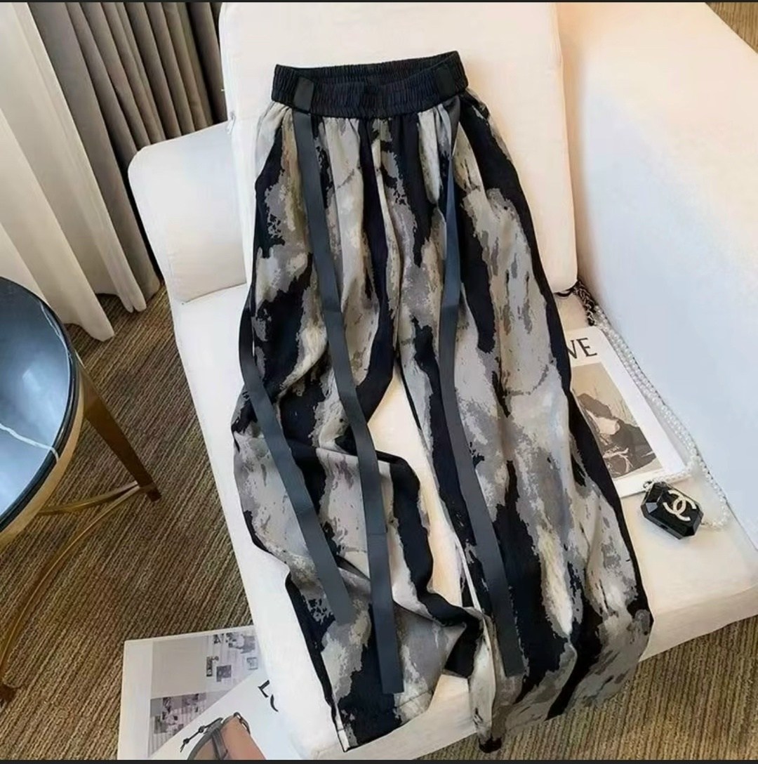 брюки свободные,широкие брюки,брюки с широкими штанинами,брюки с принтом,штаны с принтом