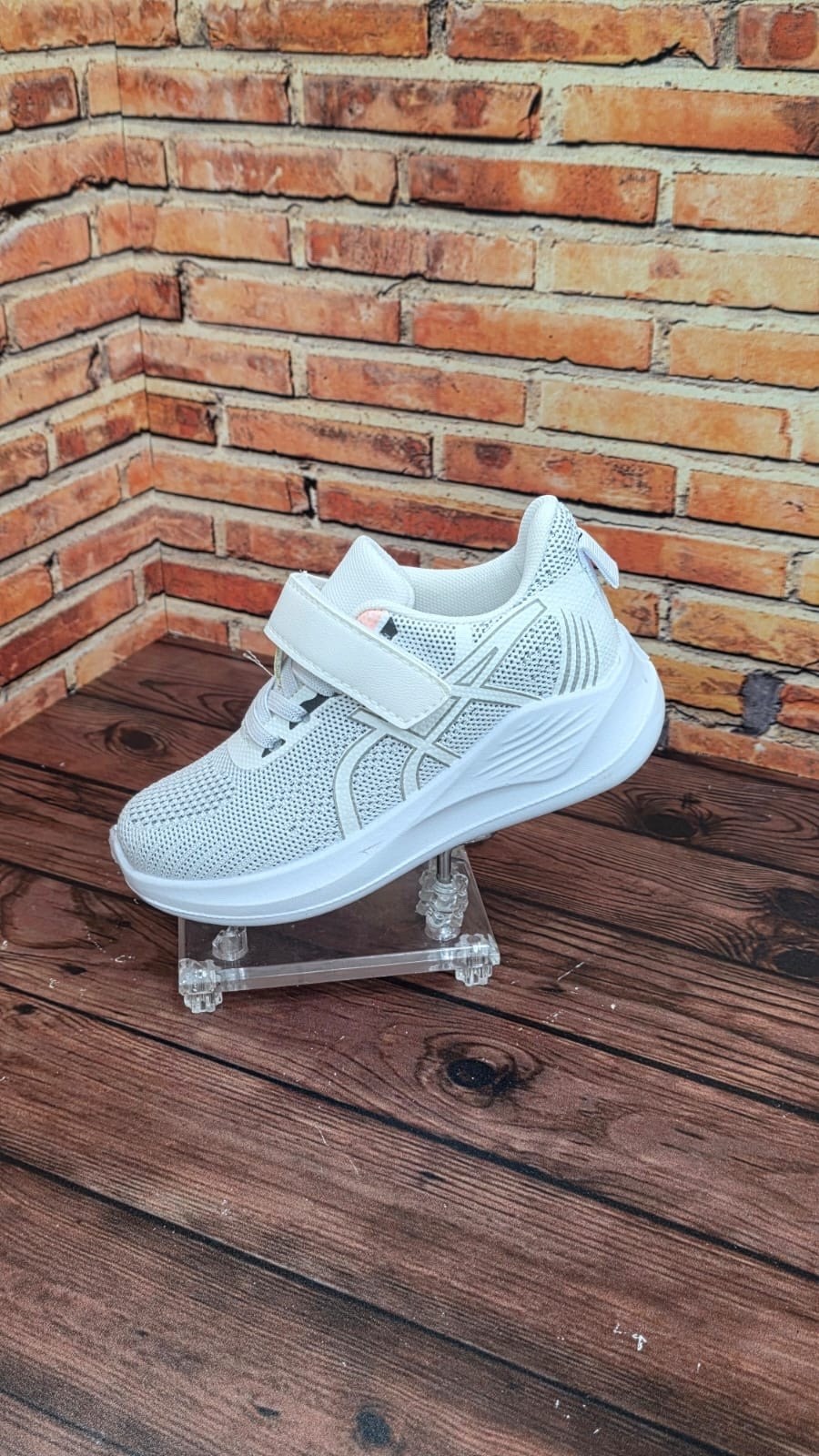 кроссовки,кроссовки детские nike corout mid 36,5,baas кроссовки,кроссовки закрытые,кроссовки летни