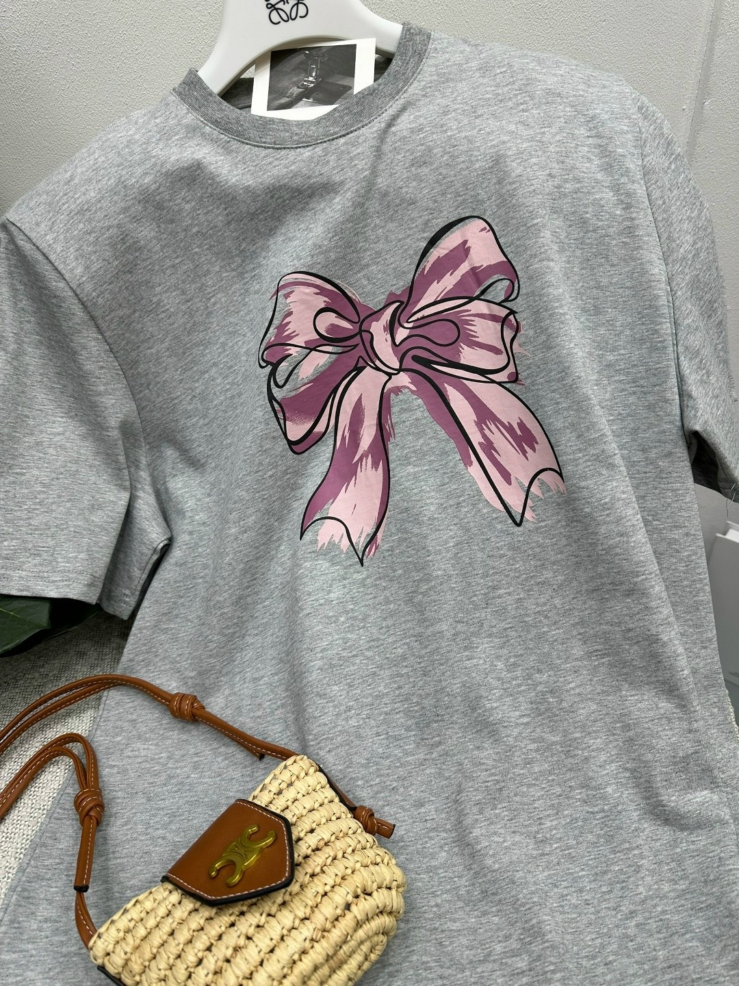 футболка с бантами,футболки женская,летние женские футболки,футболка с бантиком женская,футболка с принтом