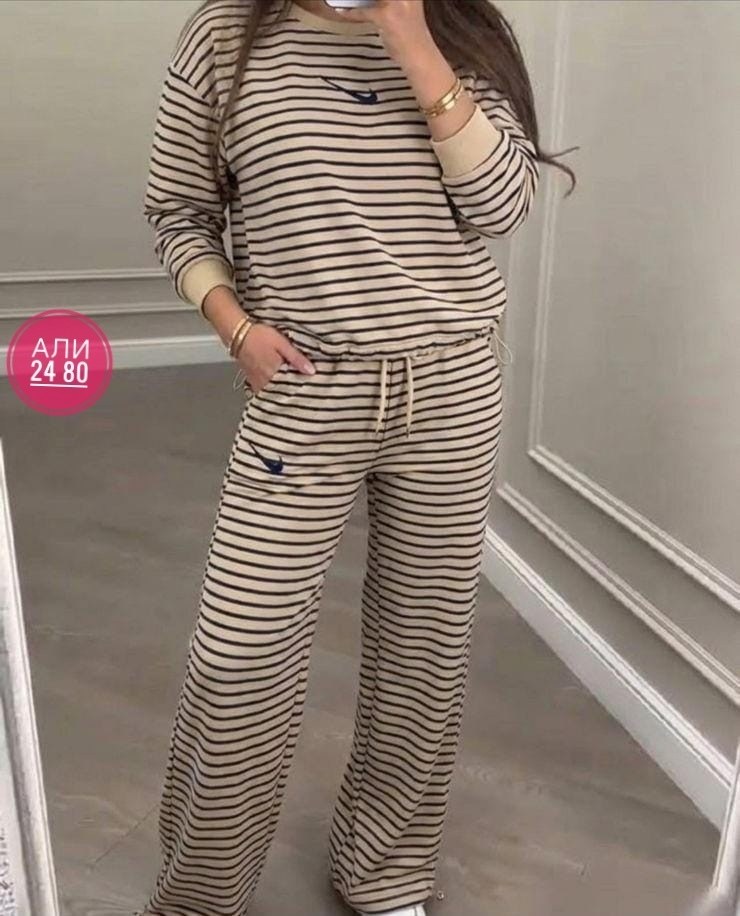 костюм женский,трикотажные костюмы,женский костюм с брюками,трикотажные костюмы женские,костюм женский классический