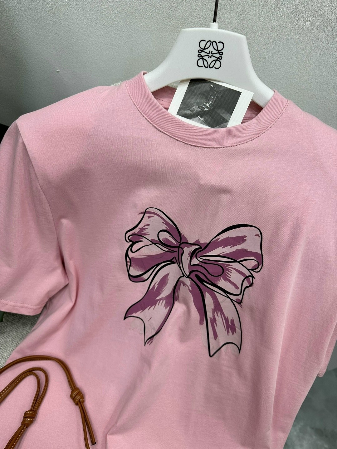 футболка с бантами,футболки женская,летние женские футболки,футболка с бантиком женская,футболка с принтом