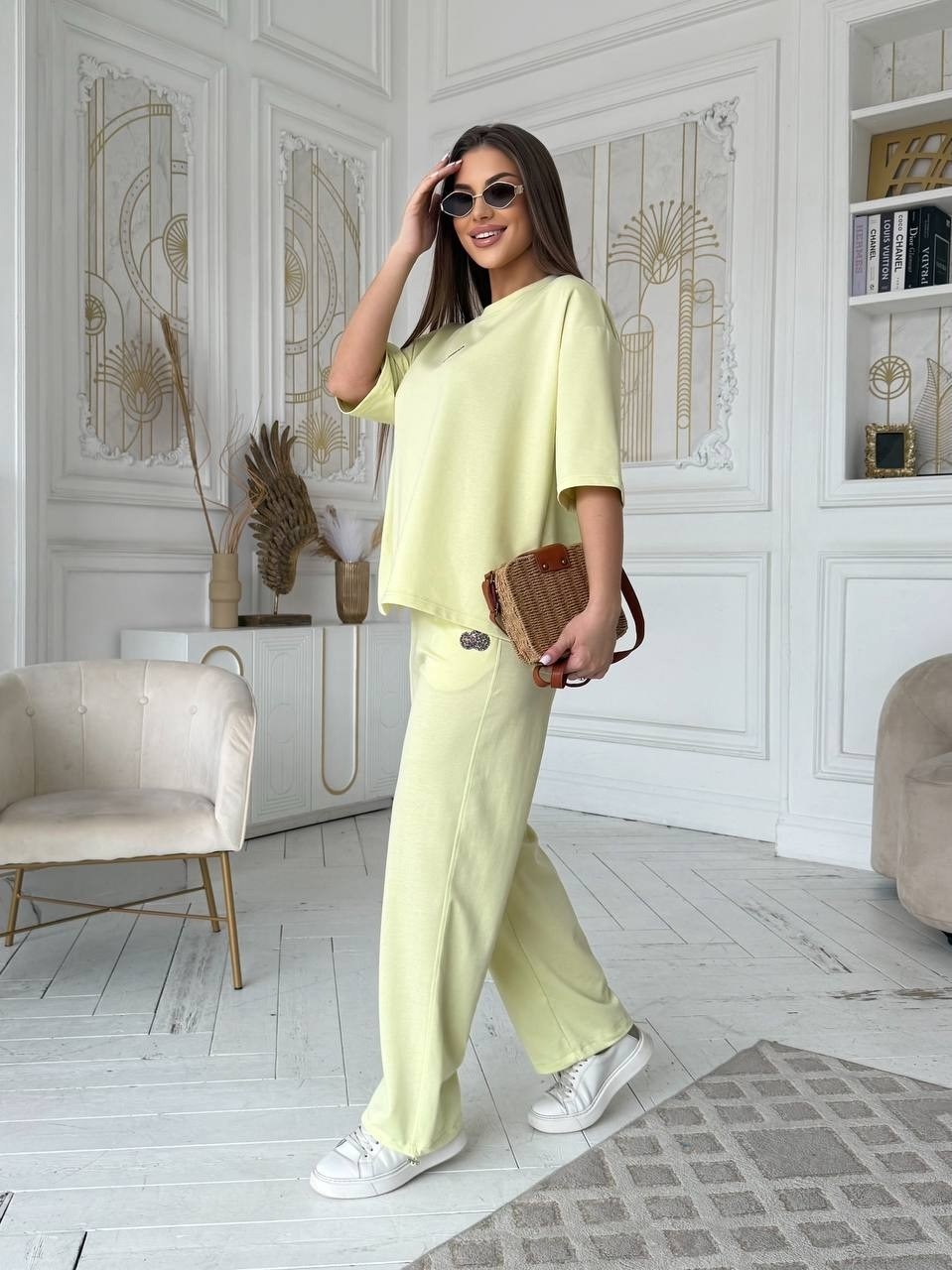 трикотажные костюмы,костюм с брюками,костюм с штанами,костюм бежевый,костюм спортивный повседневный