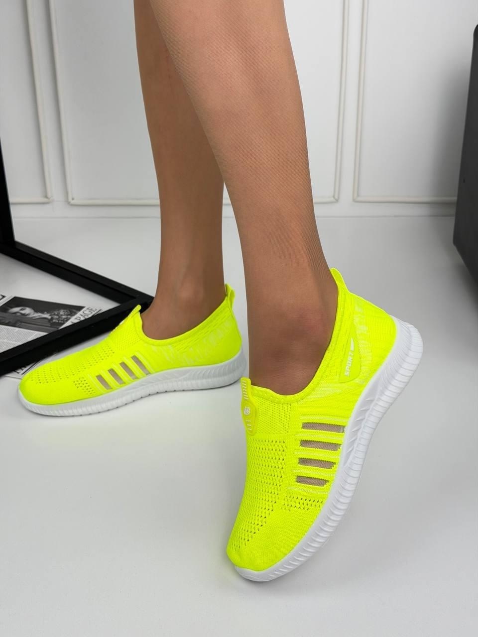,женские кроссовки,женские слипоны,обуви,кроссовки слипоны