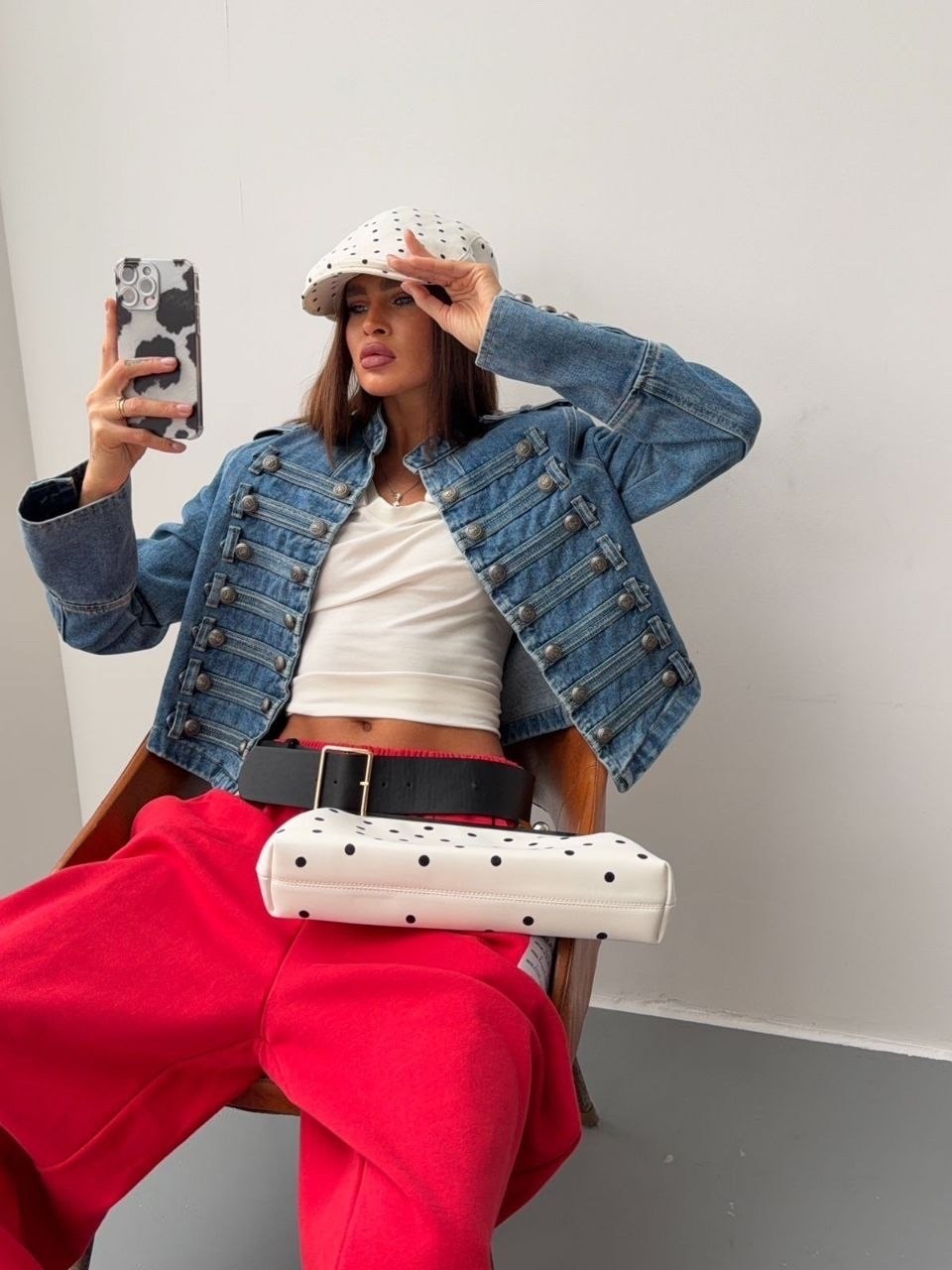 джинсовая куртка,укороченная джинсовая куртка,укороченная джинсовая куртка versace,мода стиль