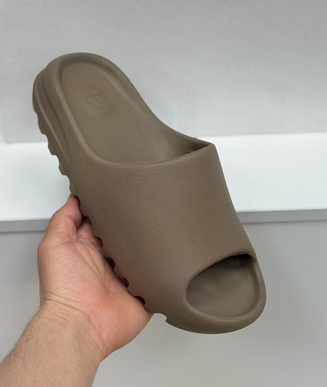 adidas yeezy slide onyx,,тапки adidas yeezy slide,шлепанцы adidas yeezy slide,шлепанцы женские adidas yeezy slide черные 37