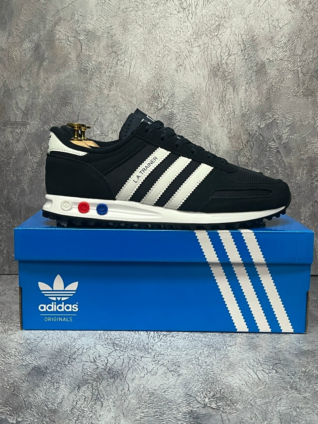 la trainer adidas,adidas originals la trainer og,кроссовки adidas la trainer,кроссовки adidas la trainer og,адидас la trainer
