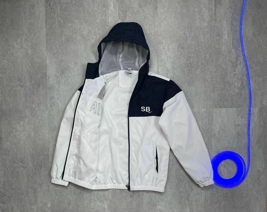 nike ветровка,ветровка спортивная,ветровка,легкая куртка,мужская куртка ветровка