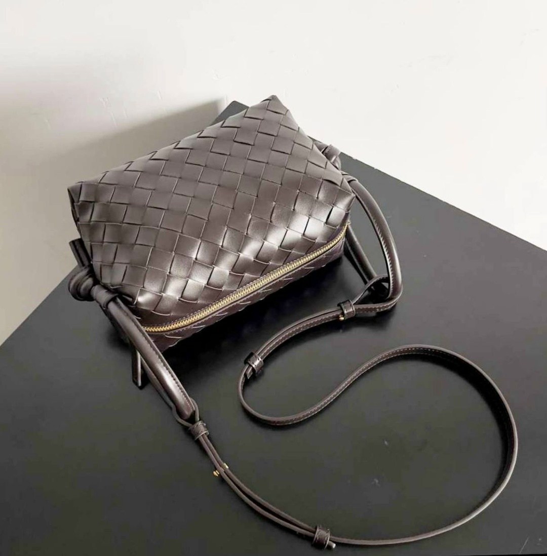 bottega veneta сумка на плечо,bottega veneta сумка,bottega сумка,женская сумка bottega veneta,сумка