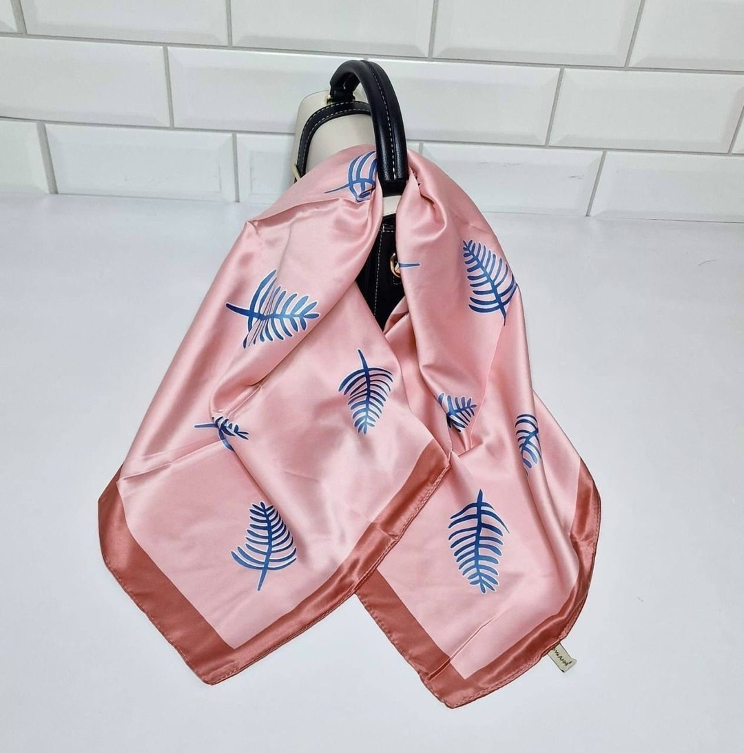 шелковый шарф,женский шелковый шарф,атласный платок,шелковые платки,платки женские