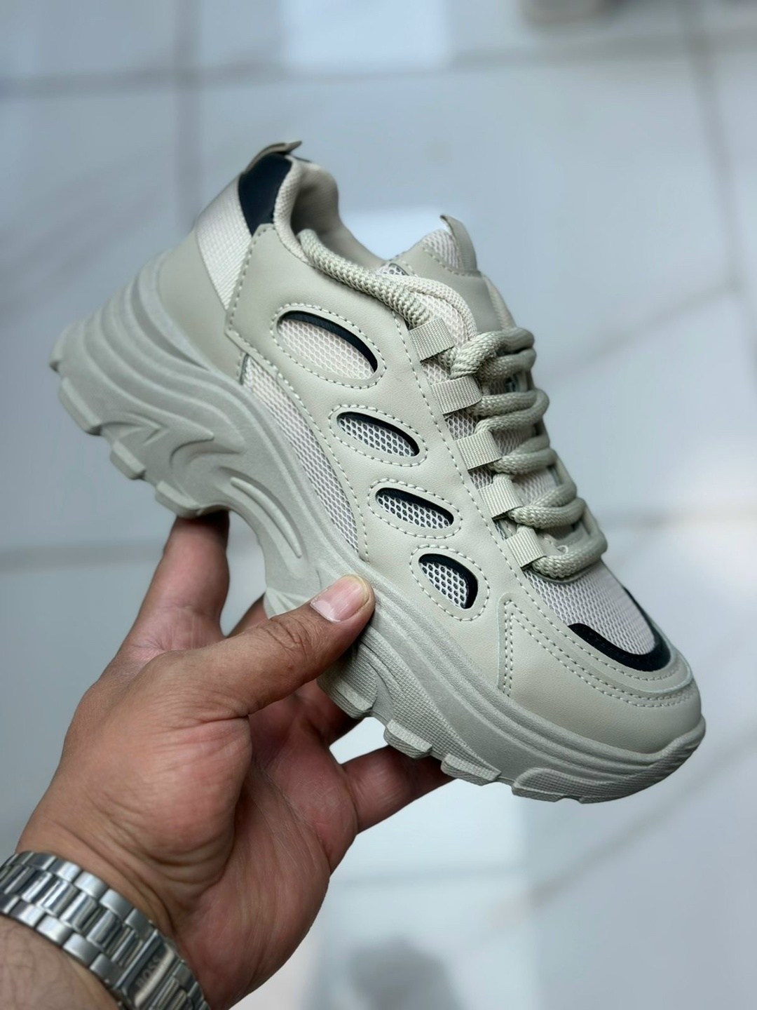 кроссовки женские,кроссовки белые,кроссовки на высокой подошве белые ovvo 311586380,кроссовки на платформе,кроссовки женские белые