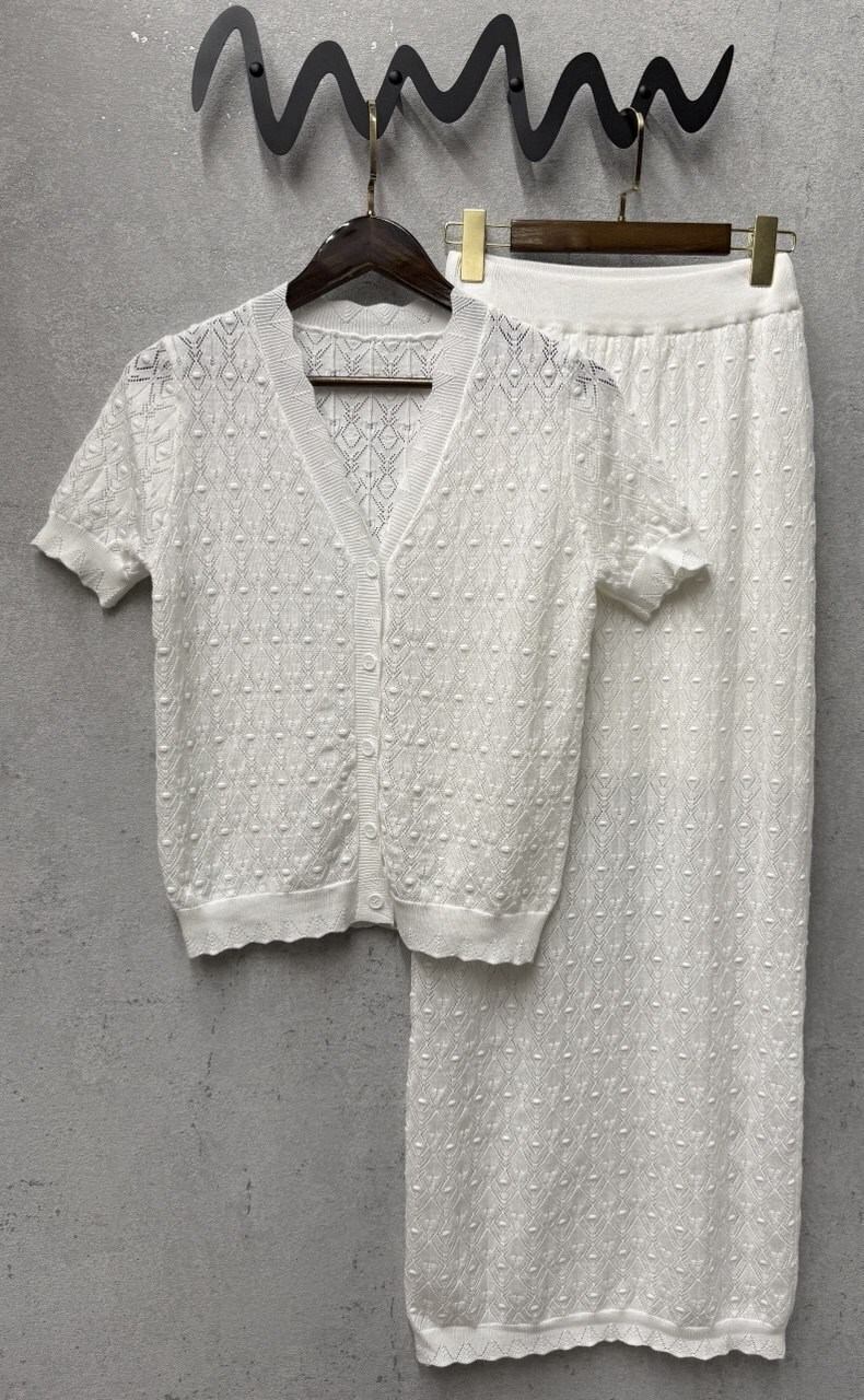 стильные костюмы,трикотажные костюмы,вязаный костюм с юбкой,женский вязаный костюм,костюм женский