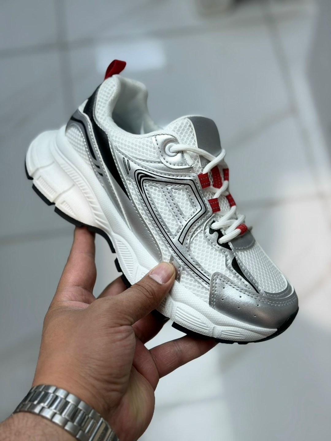 кроссовки женскиe,кроссовки,кроссовка,кроссовки кроссовки женские,модные кроссовки