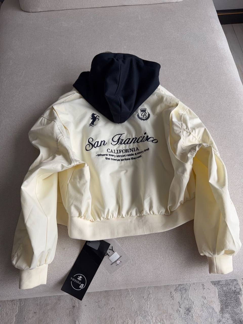 повседневная куртка,куртка свободная,куртка,куртка бомбер,куртка женская