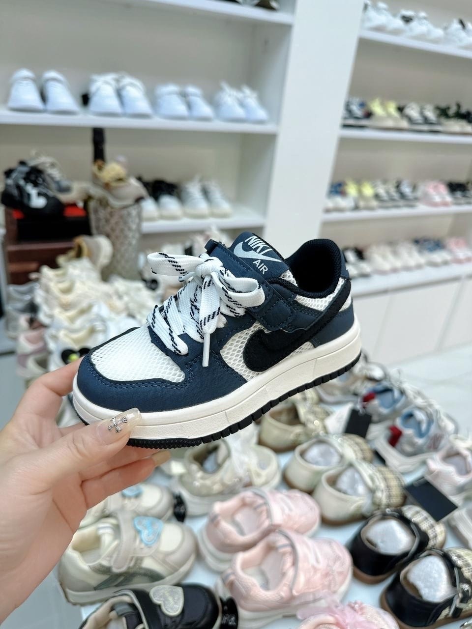 кроссовки,,nike air force 1 louis vuitton,спортивная ,кеды детская