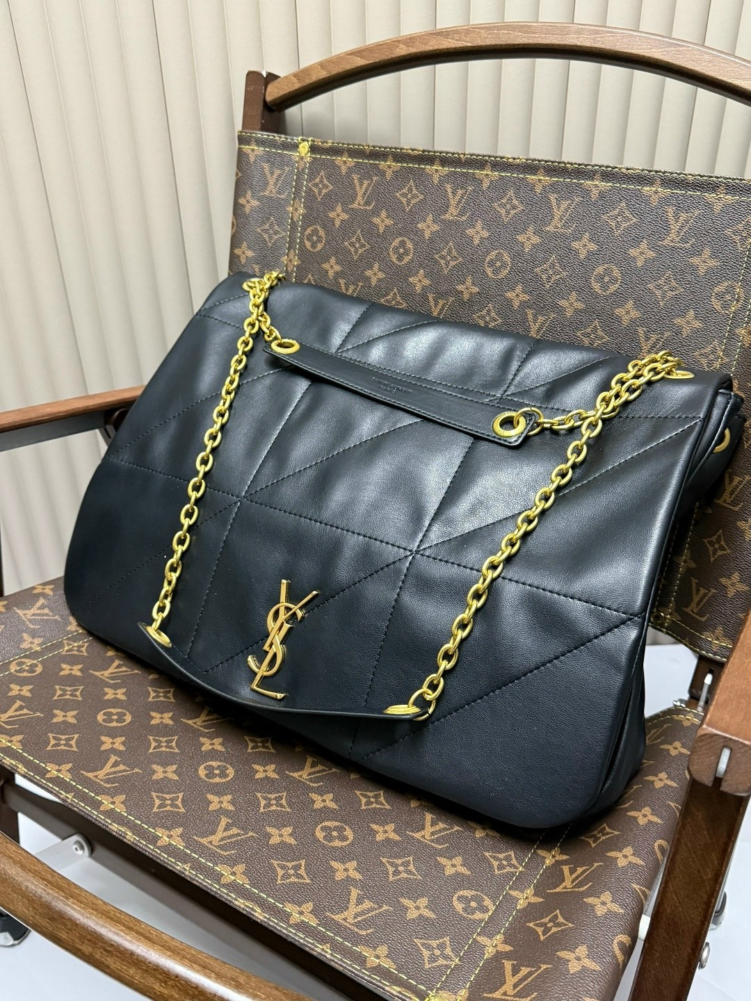 yves saint laurent сумка на плечо,сумка yves saint laurent,saint laurent сумка на плечо,сумка женская yves saint laurent,saint laurent сумка